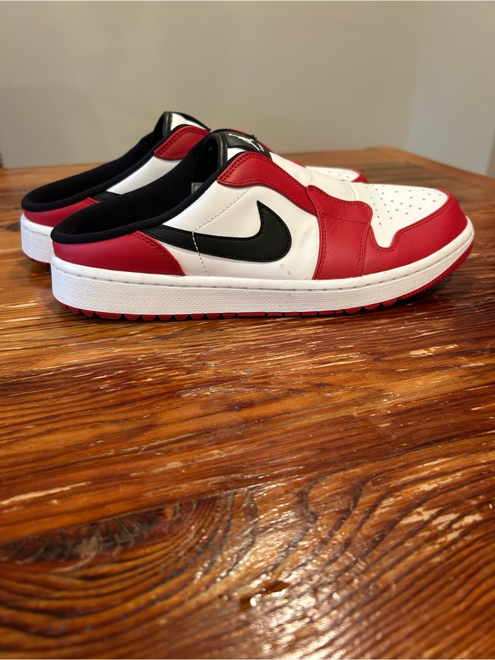 Jordan 1 Golf Mule size 10.5 like NEW